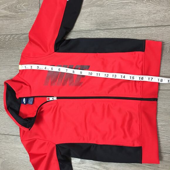 nike full zip up tricot track jacket in red black and grey size 7 boys NWT - Picture 6 of 8